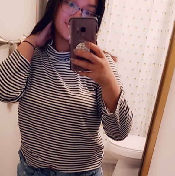 New HIATUS  | Long Sleeve- XL - Picture 6 of 6